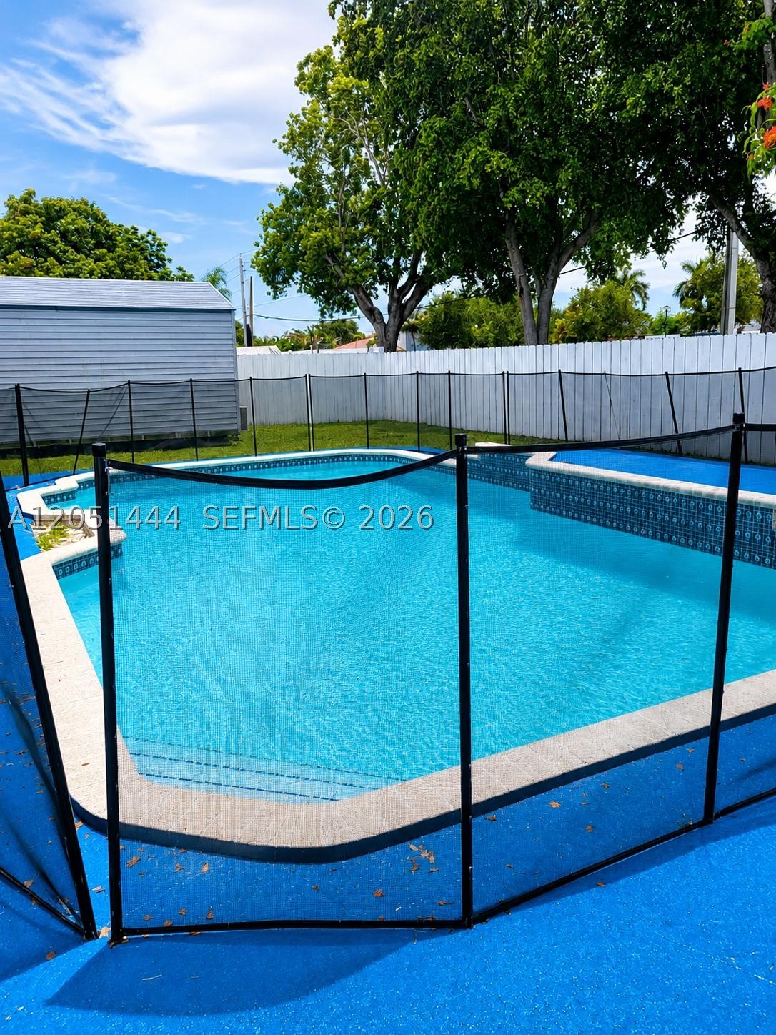 WESTWIND LAKES SEC 3 - Residential Lease
