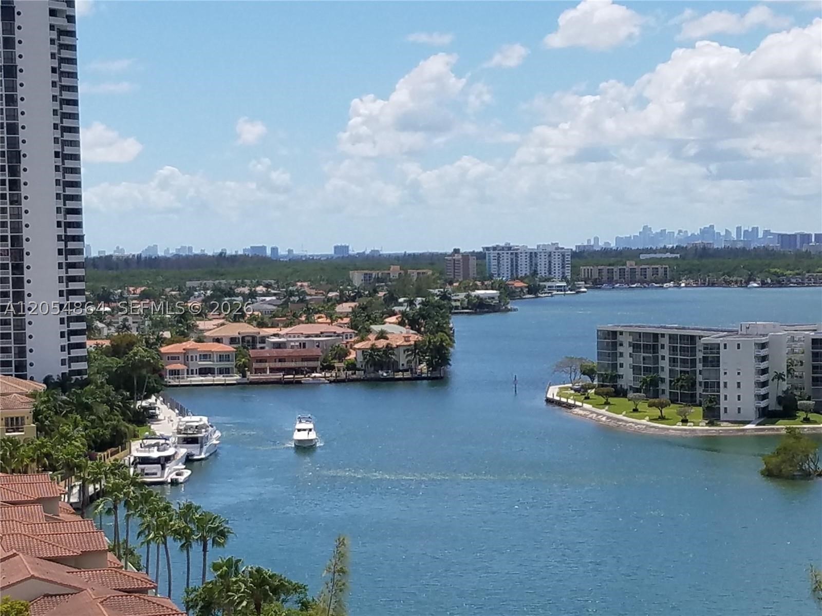 Priced to sell !!  Beautiful water views in heart of Aventura on the 15th floor. Building going thru renovations. New appliances.  Amenities in the Biscayne Cove Clipper Building include 24 hour security, valet, security entrance, gym, Covered Garage Parking, 2 pools, Jacuzzi. Very near Aventura mall, Fresh Market, countless restaurants, bars and within minutes to the beach. Call to make a deal.