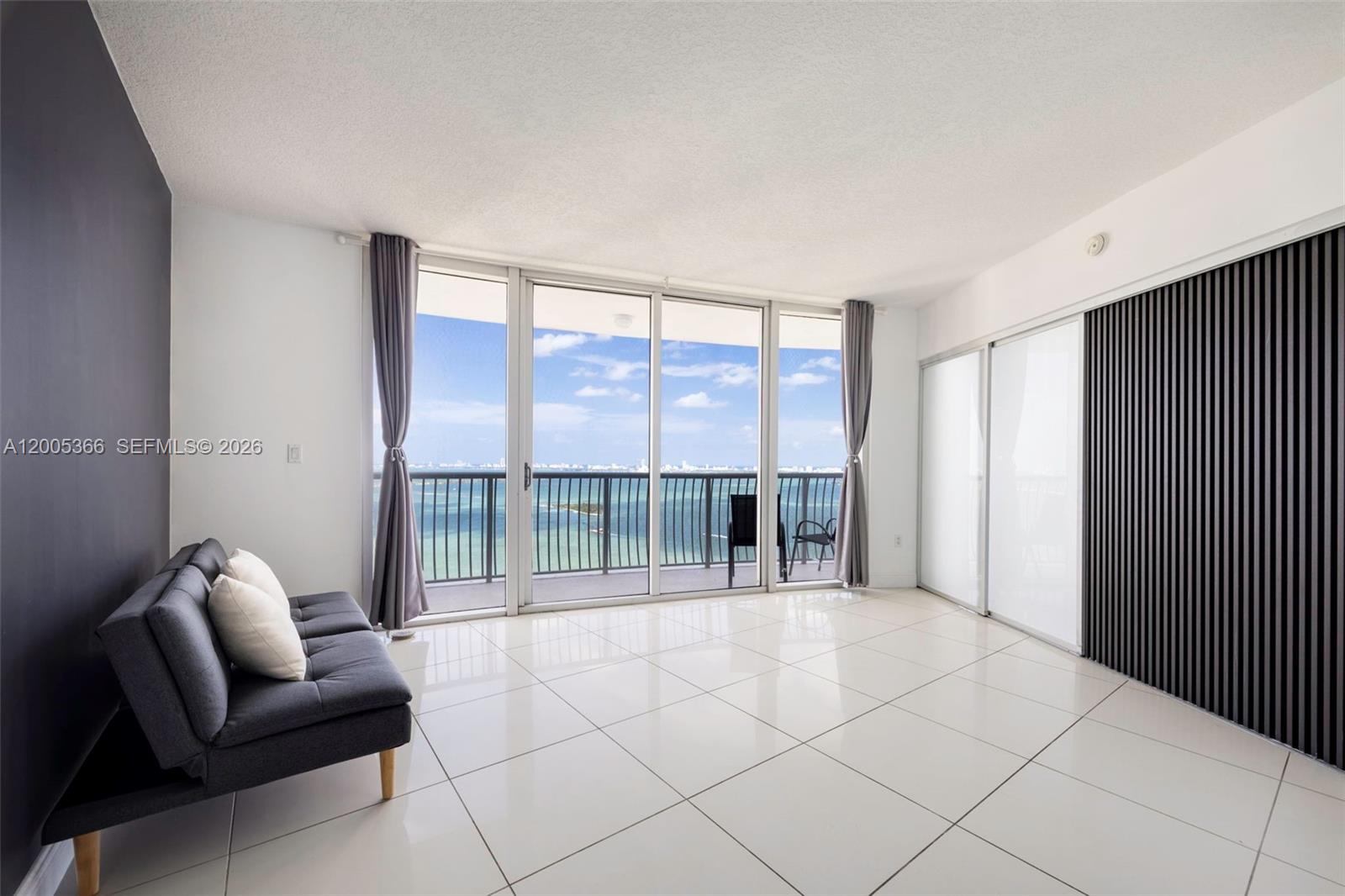 OPERA TOWER CONDO - Residential