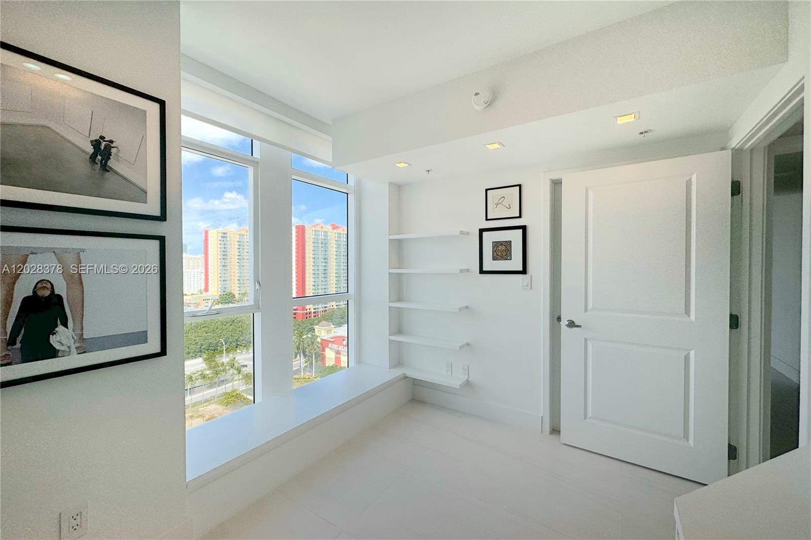 400 SUNNY ISLES CONDO WES - Residential Lease