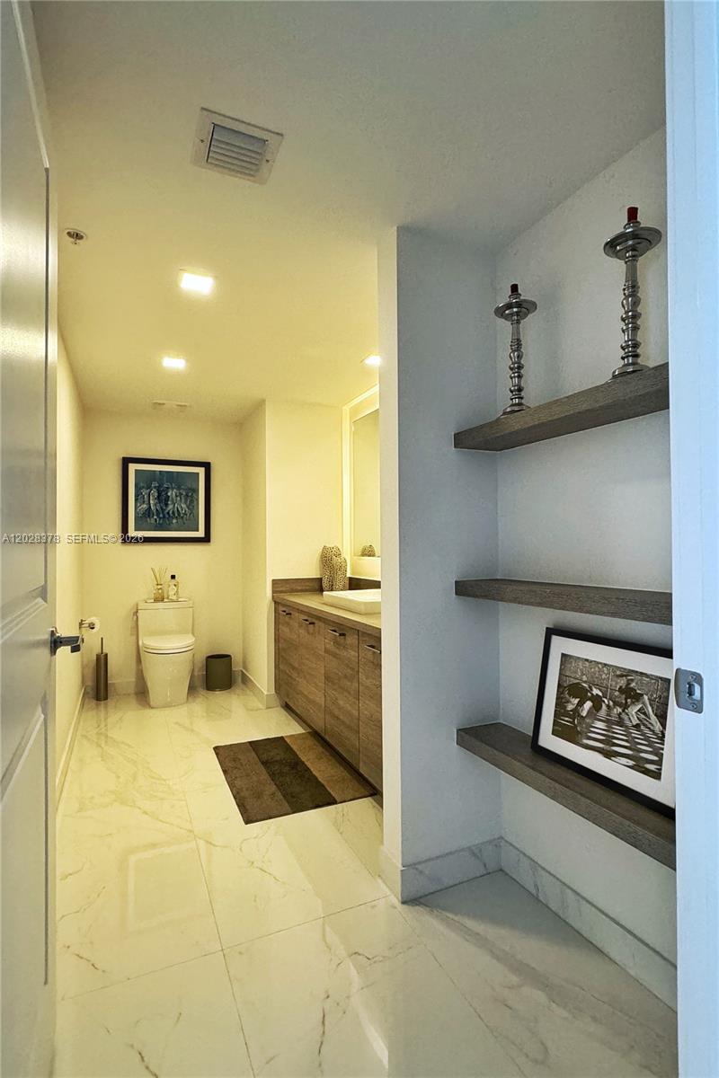 400 SUNNY ISLES CONDO WES - Residential Lease