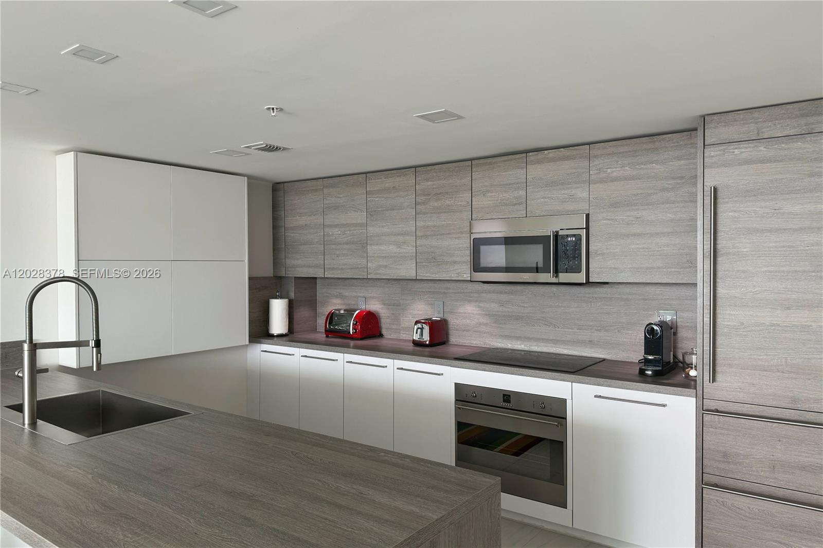 400 SUNNY ISLES CONDO WES - Residential Lease