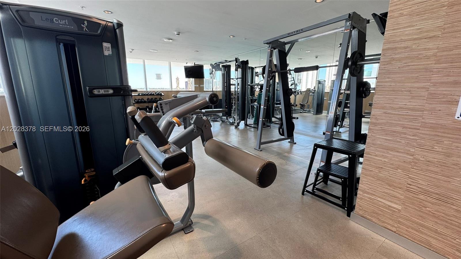 400 SUNNY ISLES CONDO WES - Residential Lease