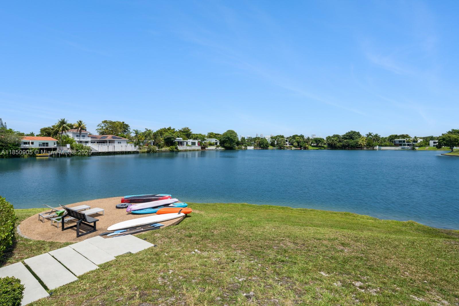 SKY LAKE - Residential