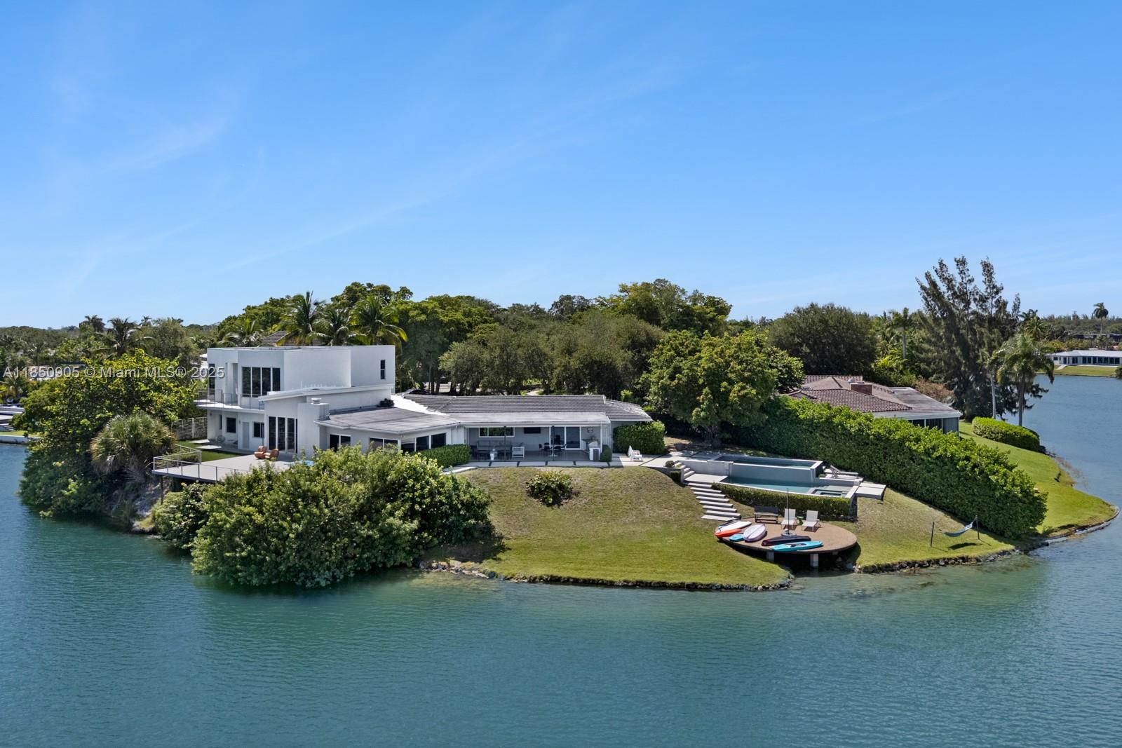 SKY LAKE - Residential