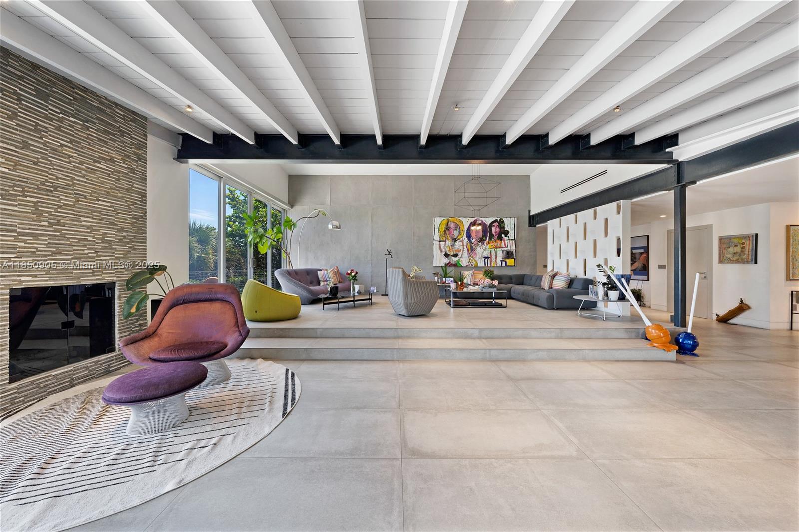 SKY LAKE - Residential