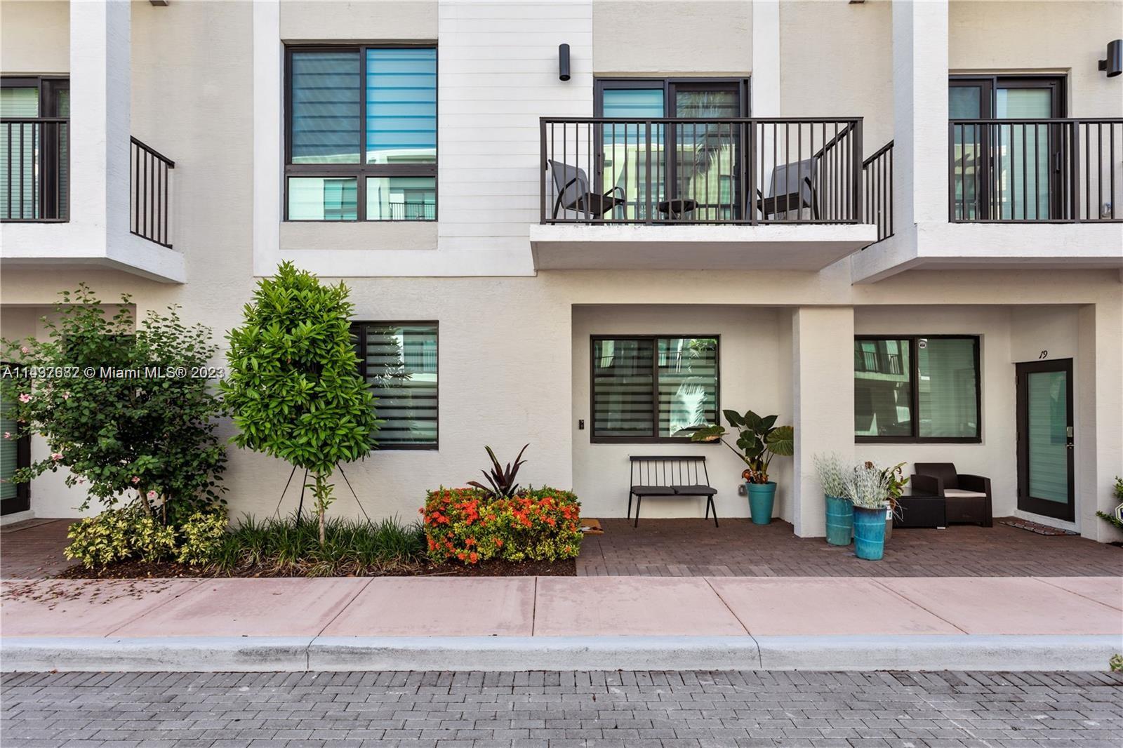 Modern 3 bedrooms, 2.5 bathrooms two story condo/townhome in Urbana in Downtown Doral. Enter through the covered entry into the open concept kitchen with stainless steel appliances and a large island with plenty of storage. The smart home has all hurricane impact FPG windows and doors. The primary suite has a large walk-in closet. The Clubhouse's amenities includes state of the art fitness center, indoor basketball court and running track, stunning pool with sundeck and poolside cabanas, saunas, children's water park, party halls and lounge areas. This resort-style community. Close to Downtown Doral, restaurants, schools and parks.