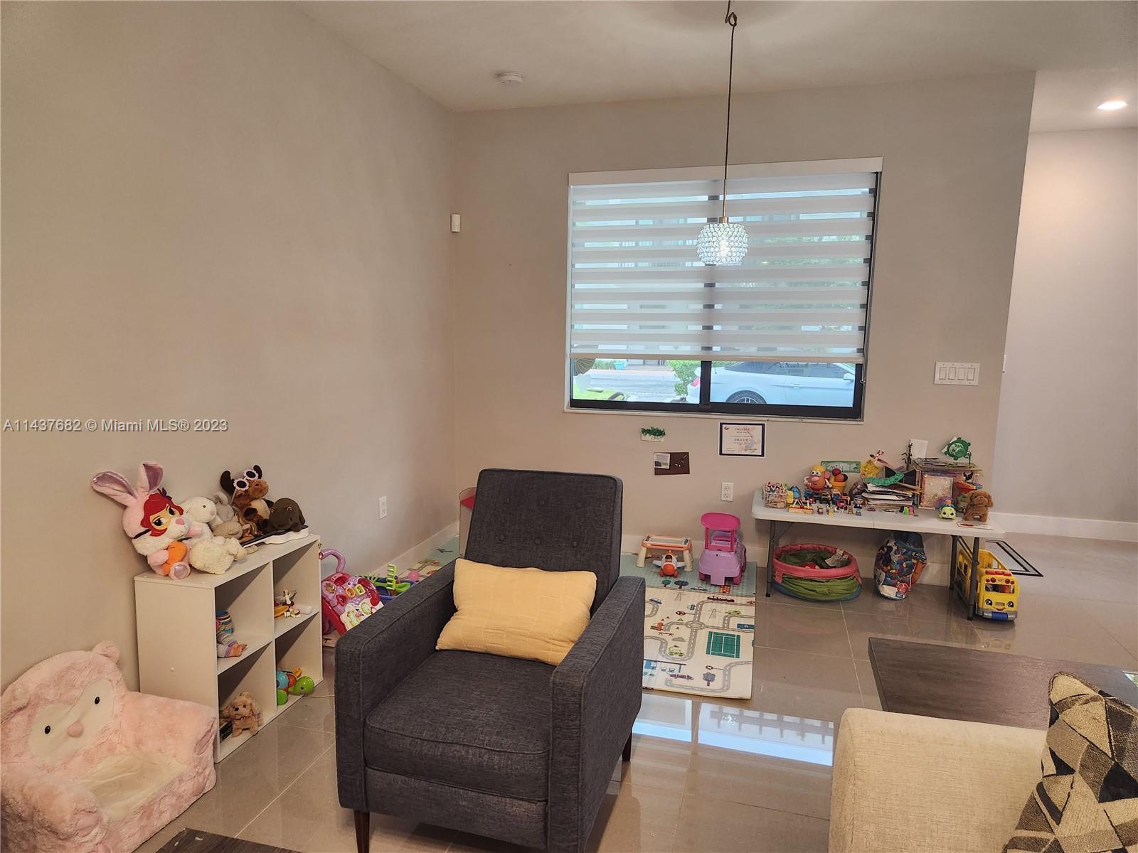 URBANA AT THE RESIDENCES - Residential Lease