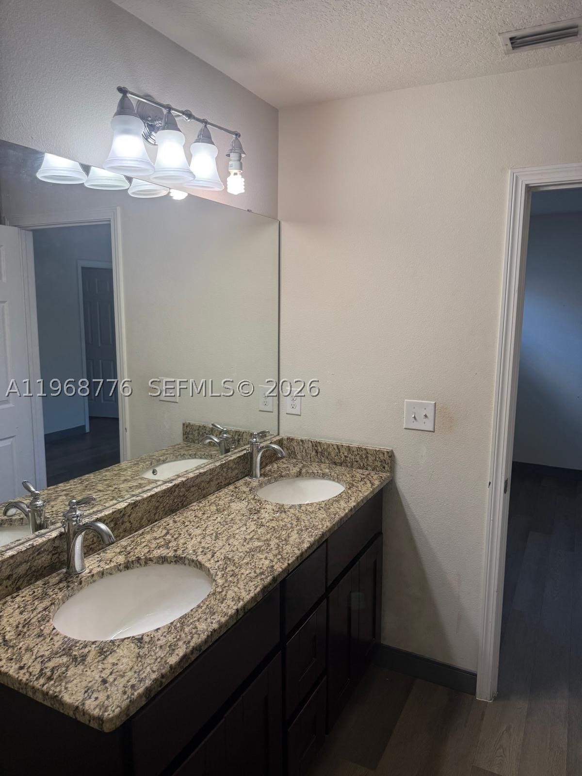 MAGNOLIA PARK CENTRAL PH B - Residential