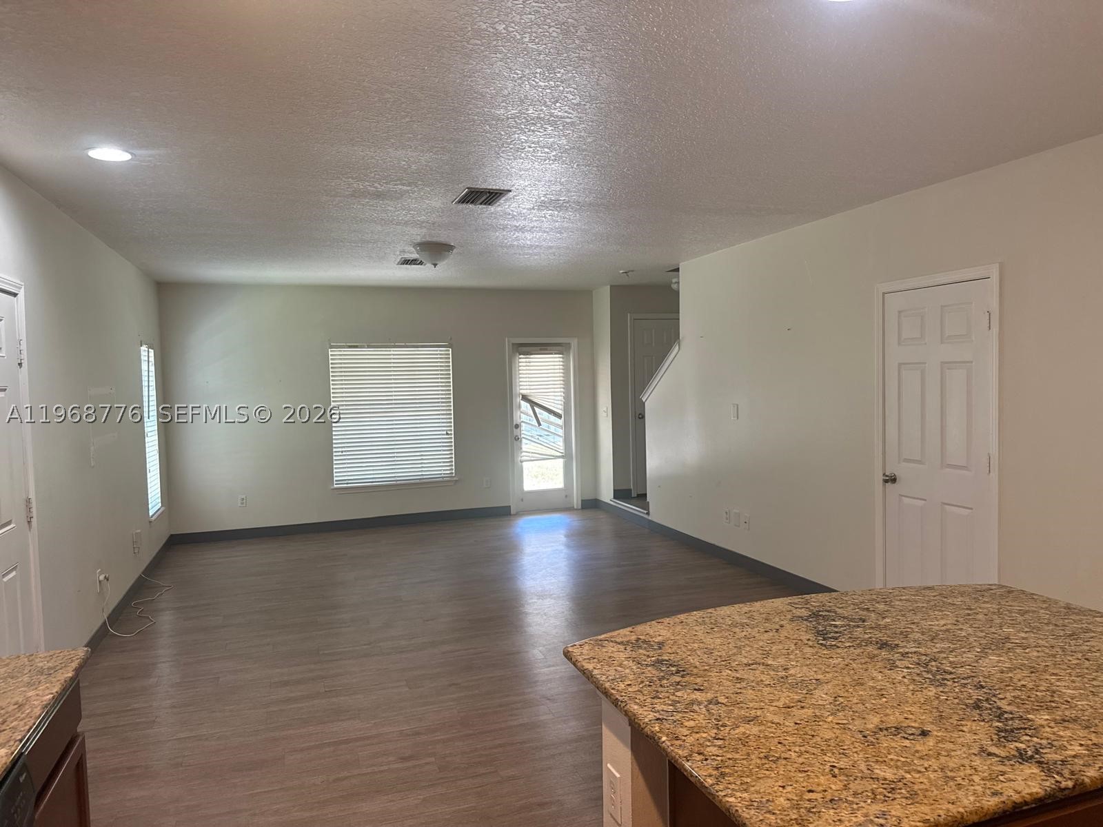 MAGNOLIA PARK CENTRAL PH B - Residential