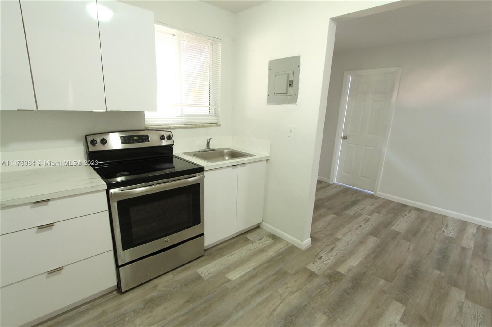WOODSIDE - Residential Lease