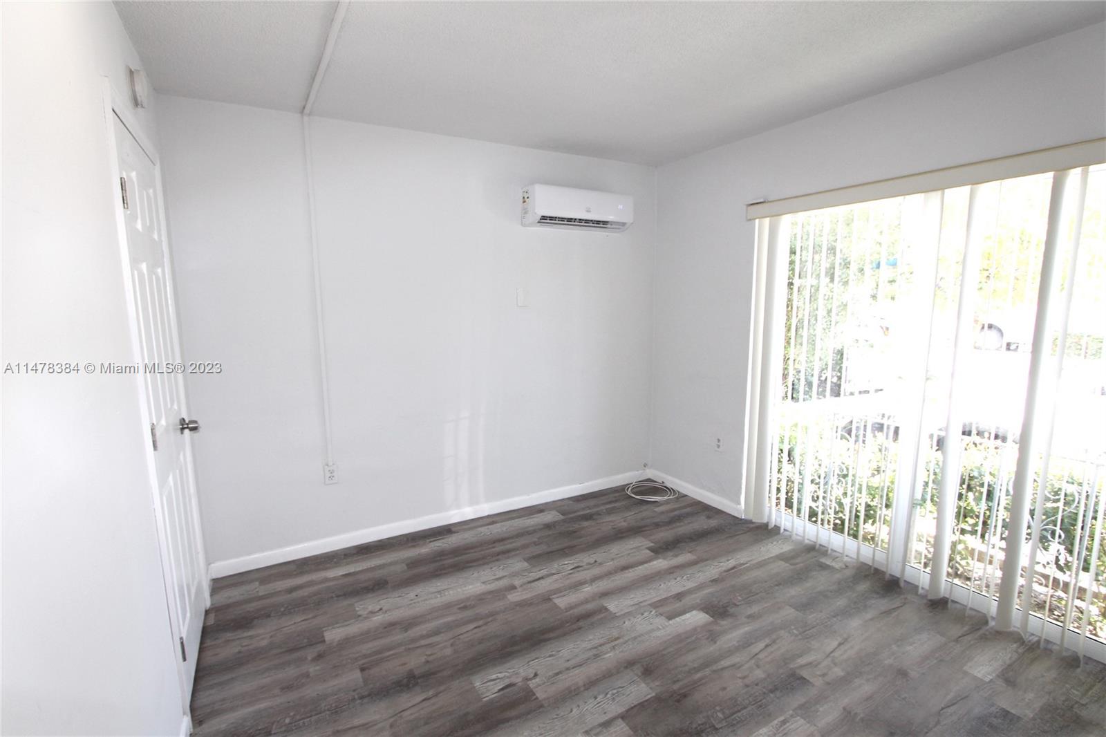 WOODSIDE - Residential Lease