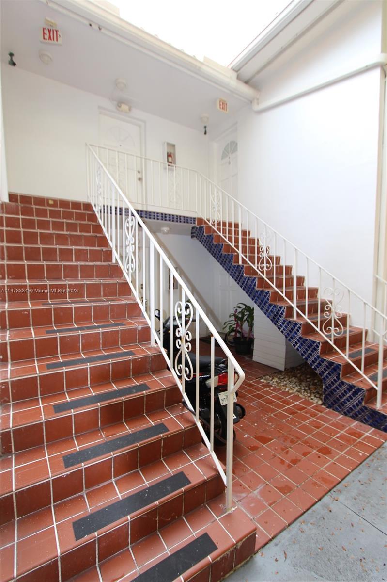 WOODSIDE - Residential Lease