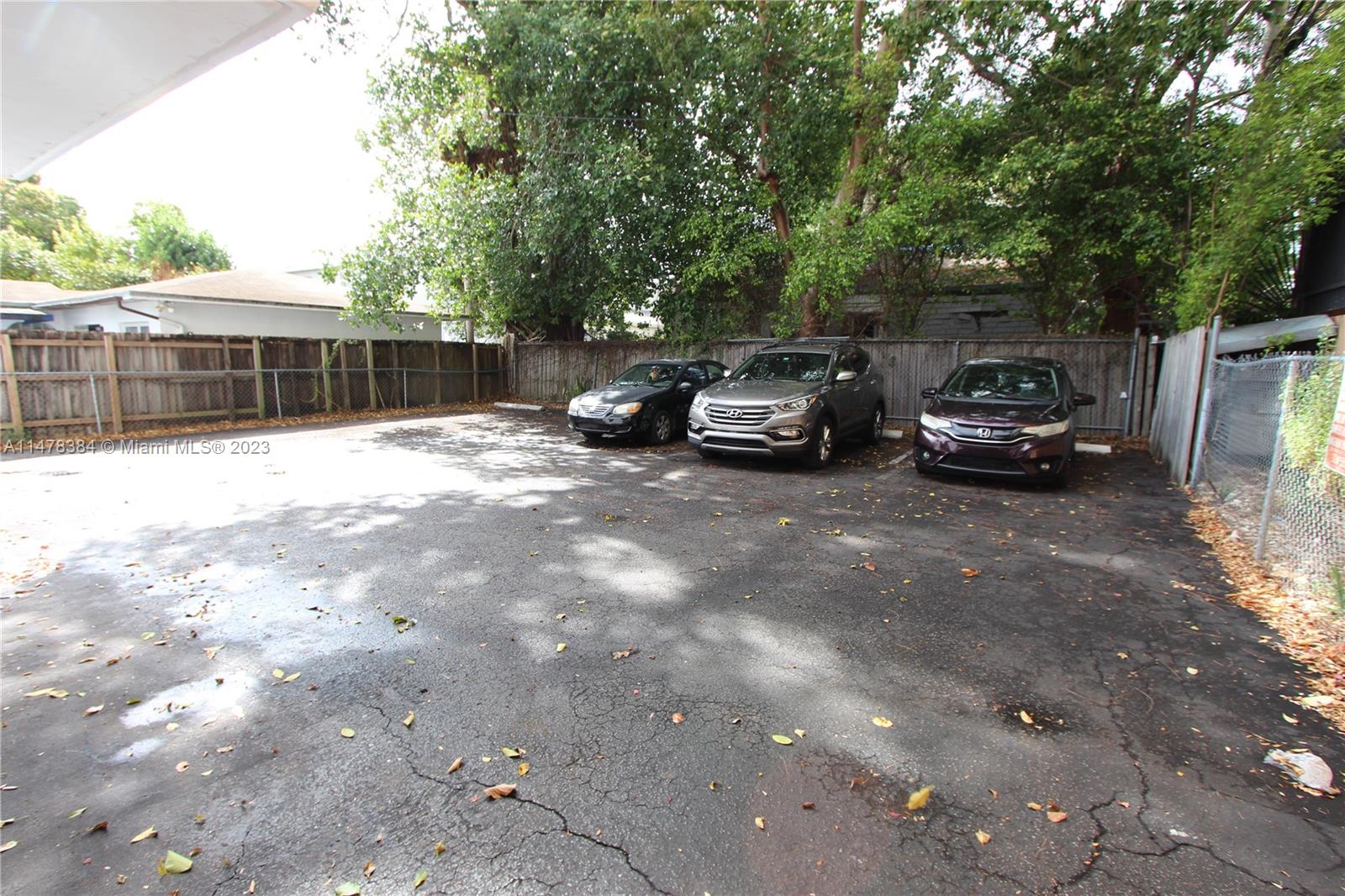 WOODSIDE - Residential Lease
