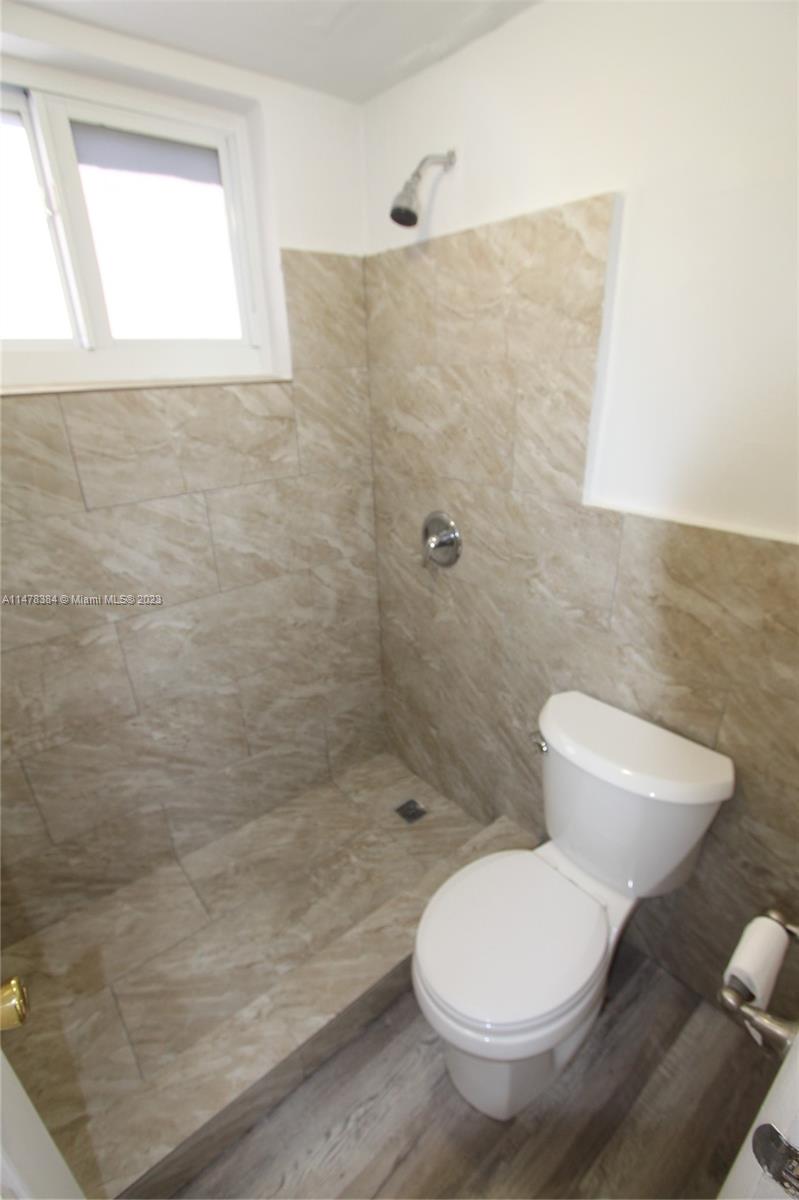 WOODSIDE - Residential Lease