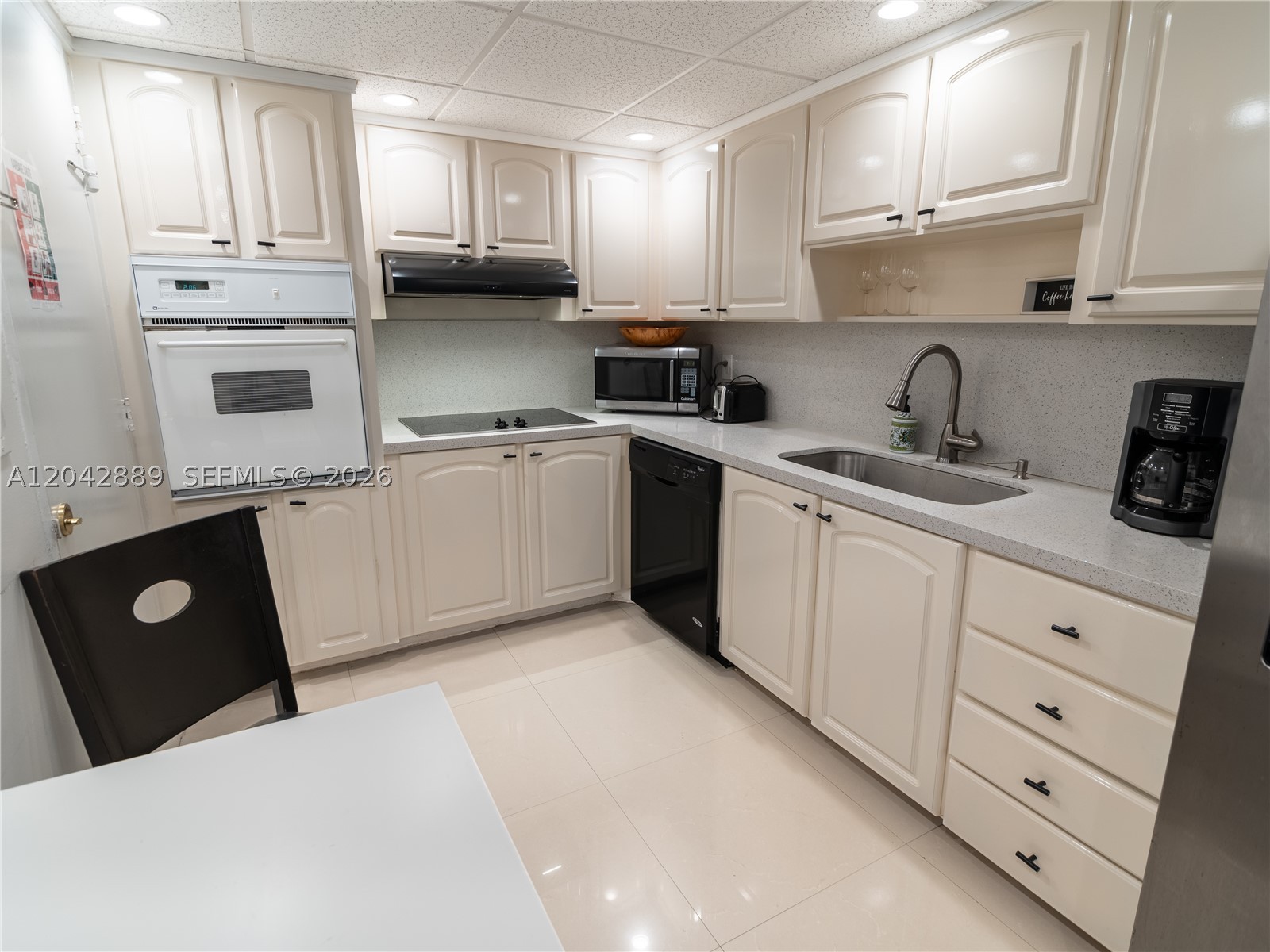 SIAN OCEAN RESIDENCES CON - Residential