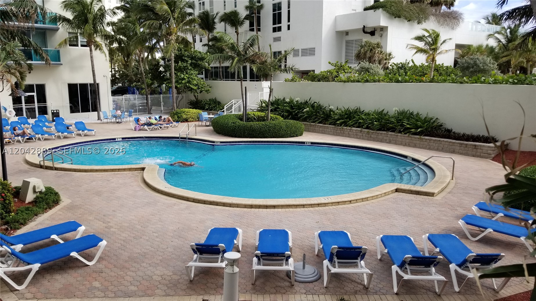 SIAN OCEAN RESIDENCES CON - Residential