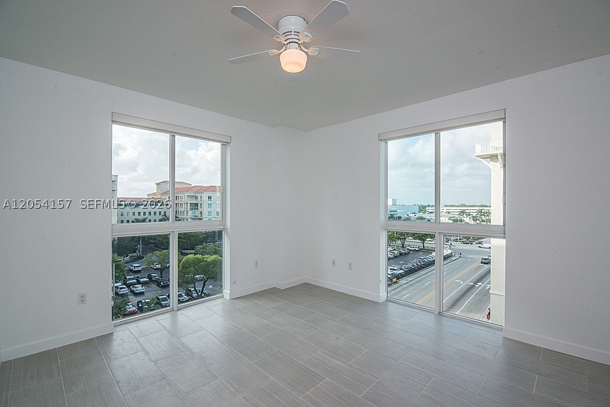 DOWNTOWN DADELAND CONDO N - Residential