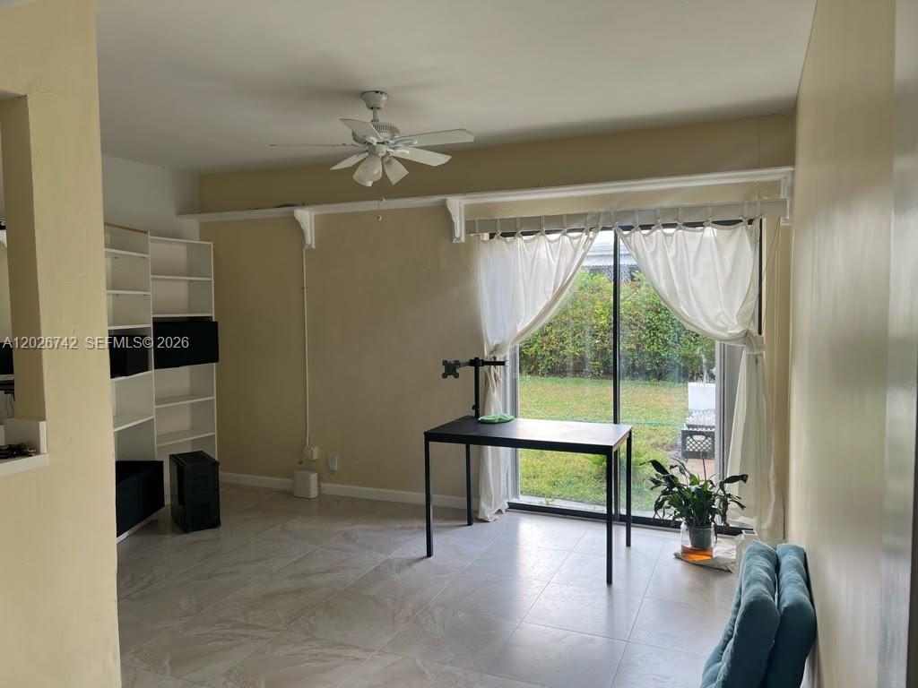 TAMARAC HILLS - Residential Lease
