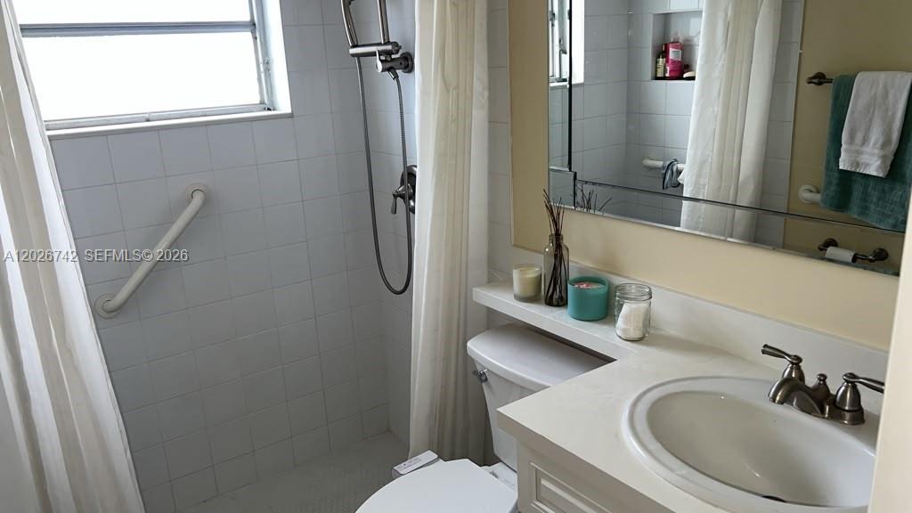 TAMARAC HILLS - Residential Lease