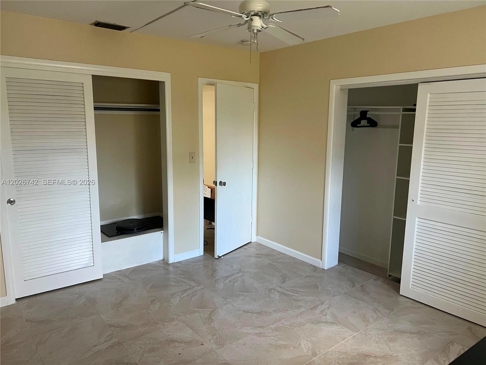 TAMARAC HILLS - Residential Lease