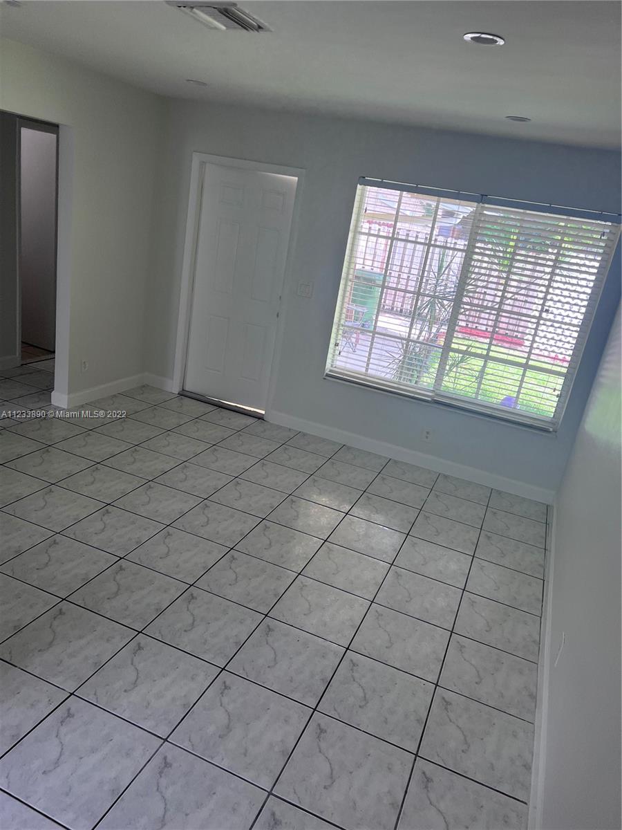 ALMAR ESTATES RESUB - Residential Lease
