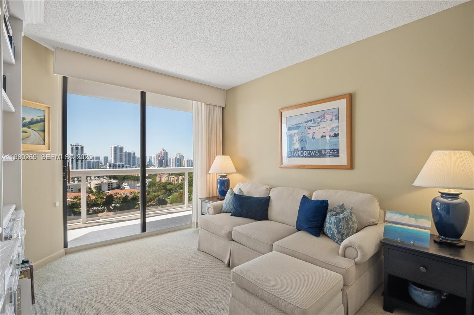 THE LANDMARK CONDO - Residential