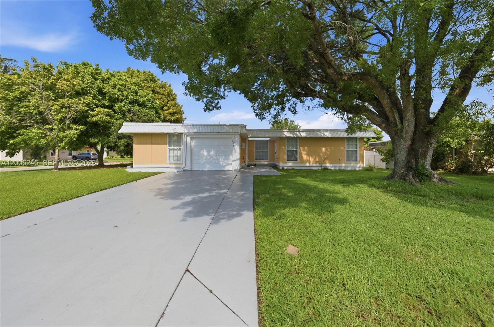 MAINLANDS OF TAMARAC LAKE - Residential