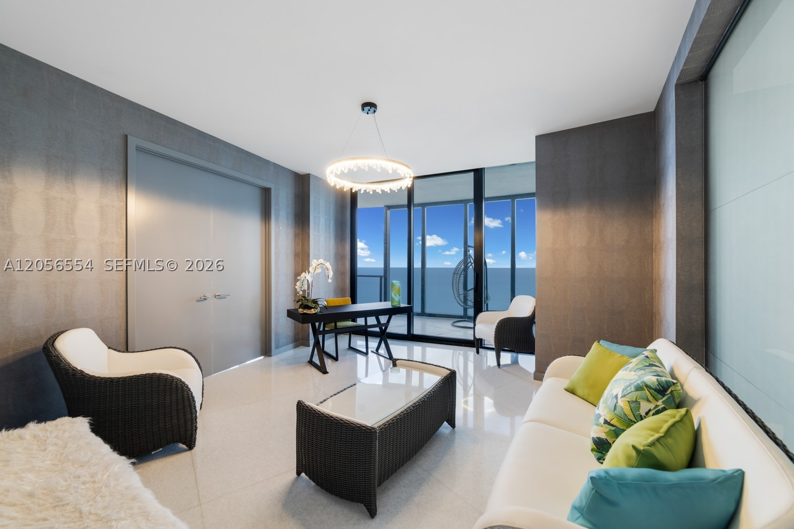 18555 COLLINS AVENUE COND - Residential