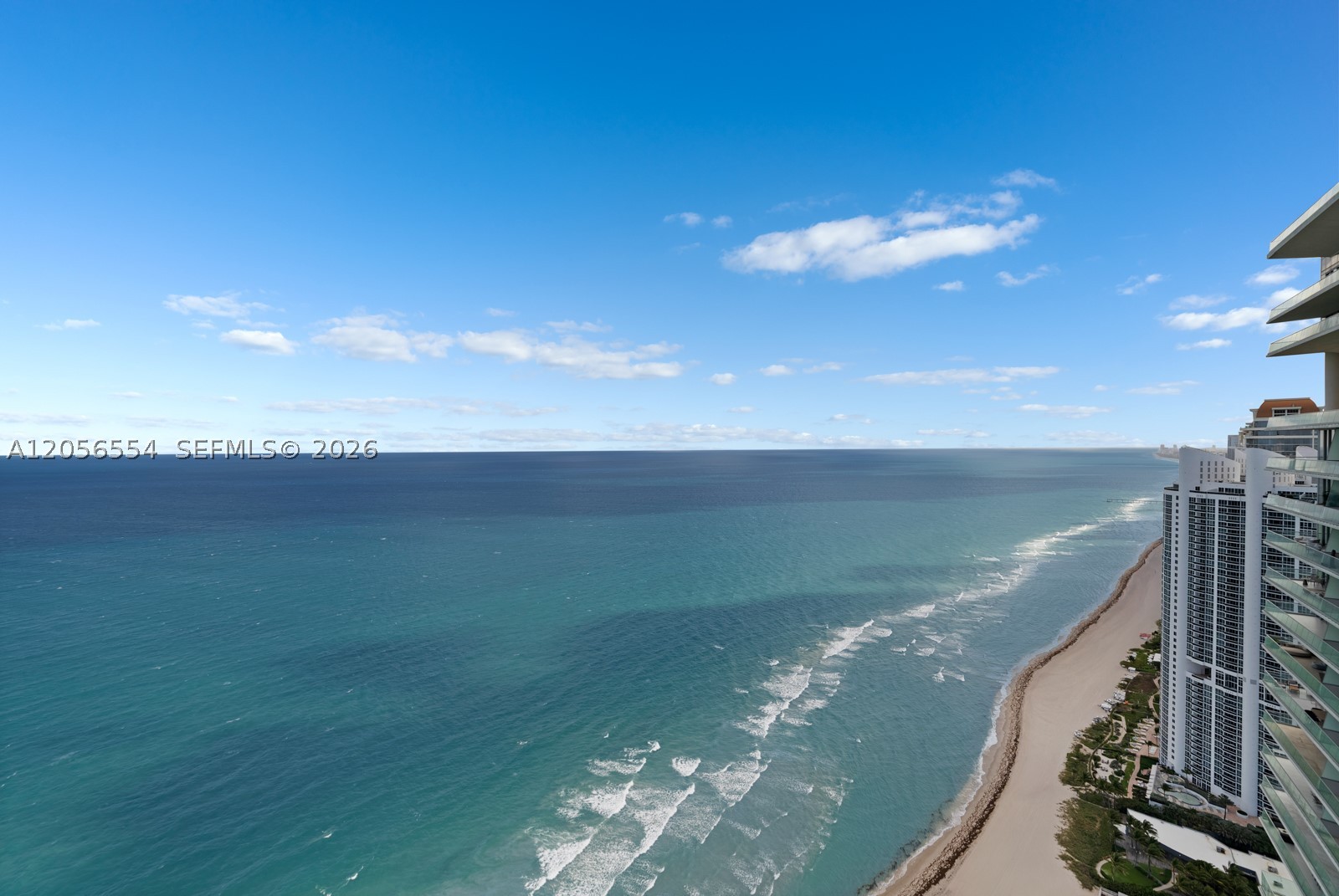 18555 COLLINS AVENUE COND - Residential