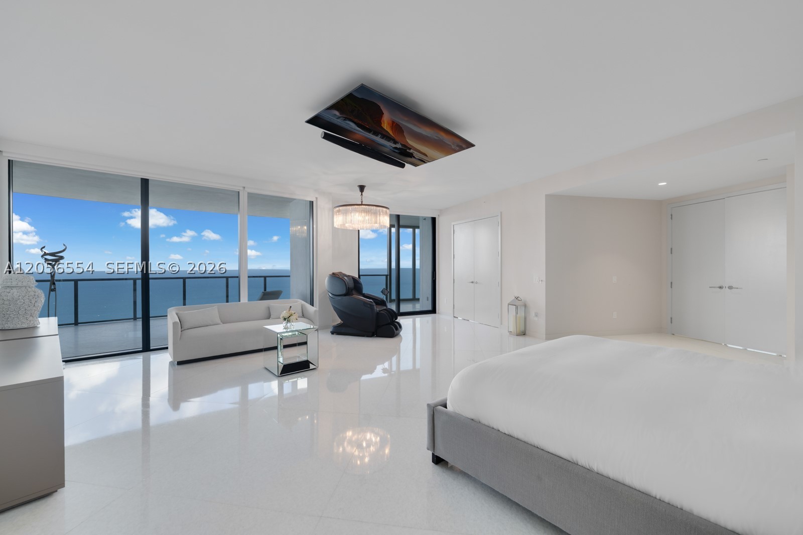 18555 COLLINS AVENUE COND - Residential