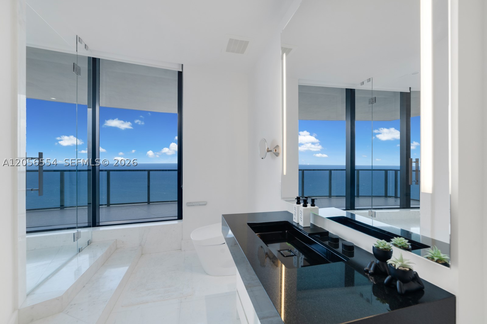 18555 COLLINS AVENUE COND - Residential