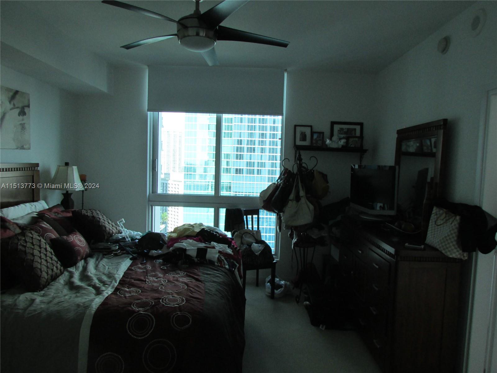 MET 1 CONDO - Residential