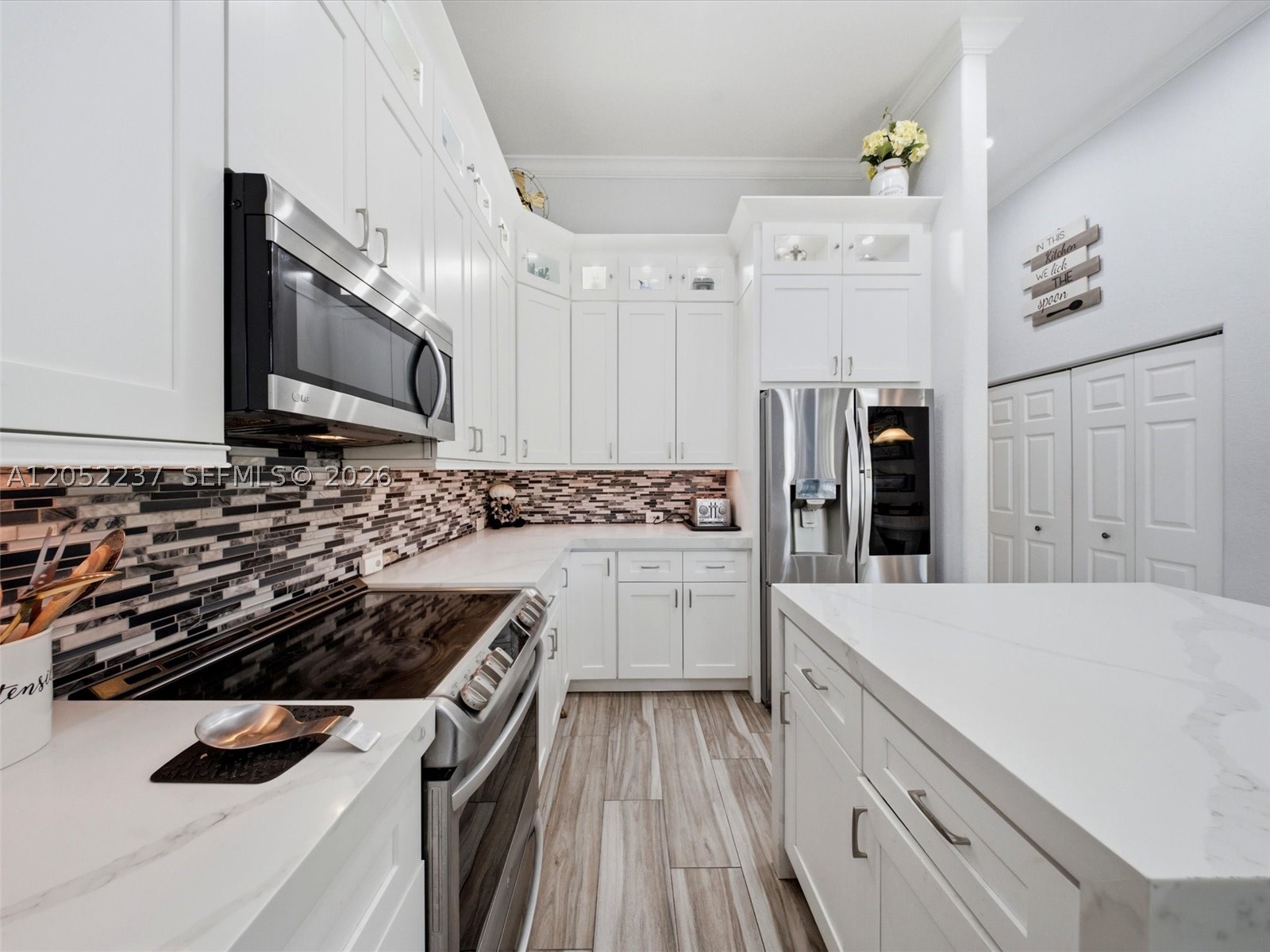 WYNDHAM LAKES WEST - Residential