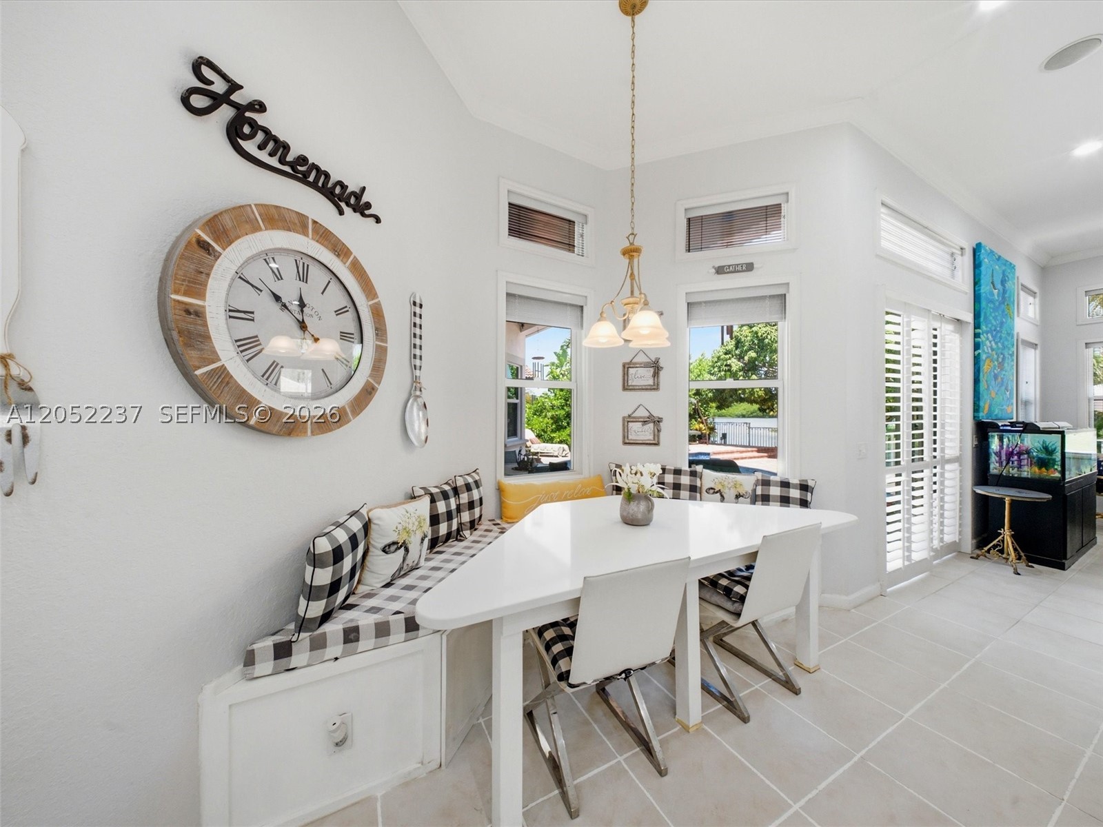 WYNDHAM LAKES WEST - Residential