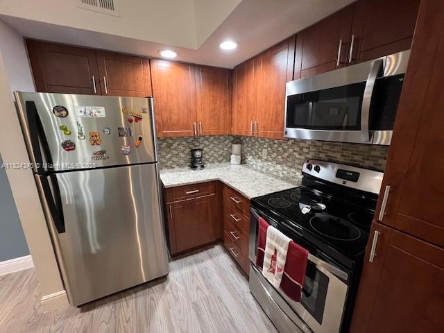 ISLES AT LAGO MAR CONDO - Residential Lease