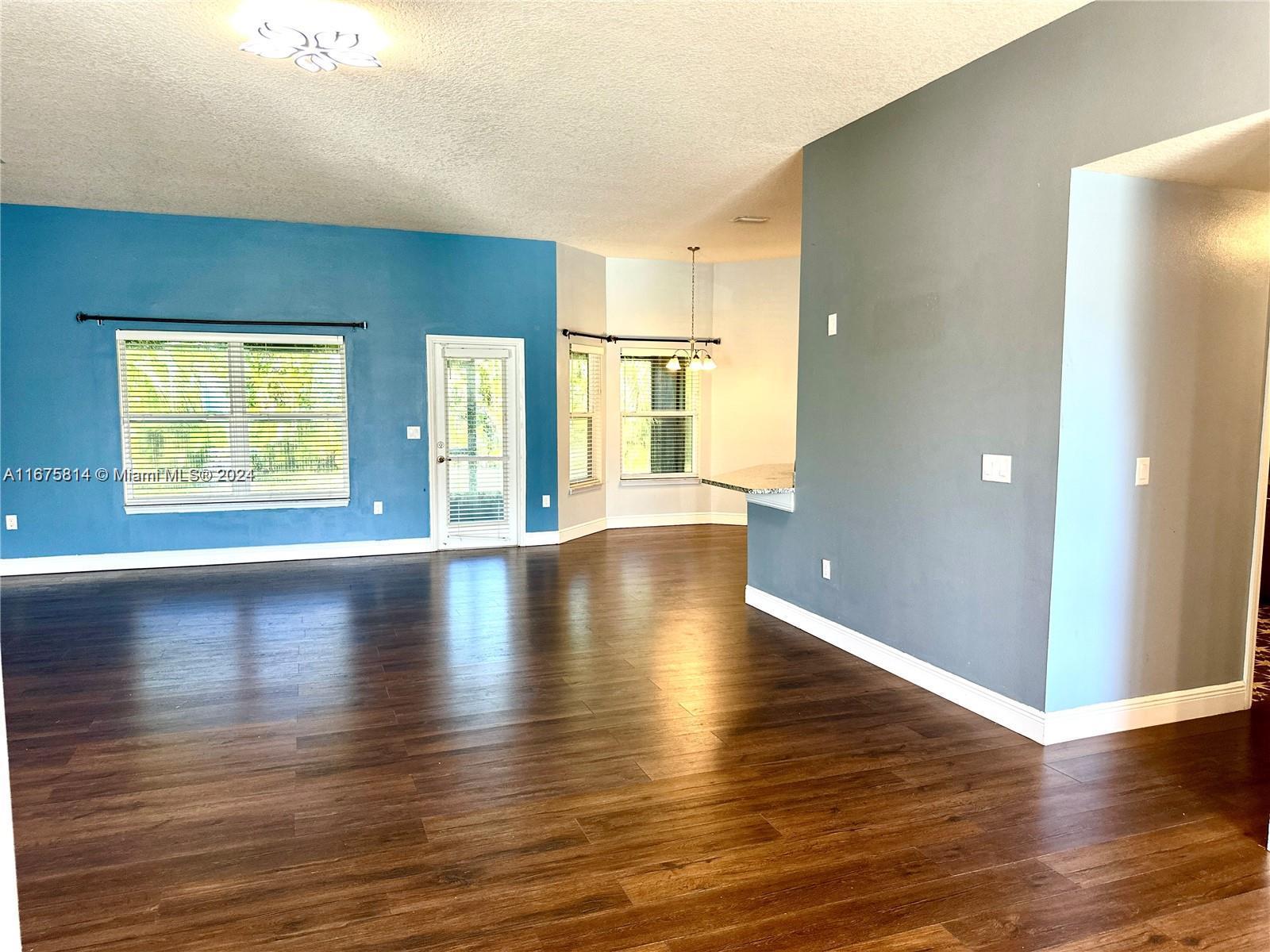PORT ST LUCIE SECTION 43 - Residential Lease