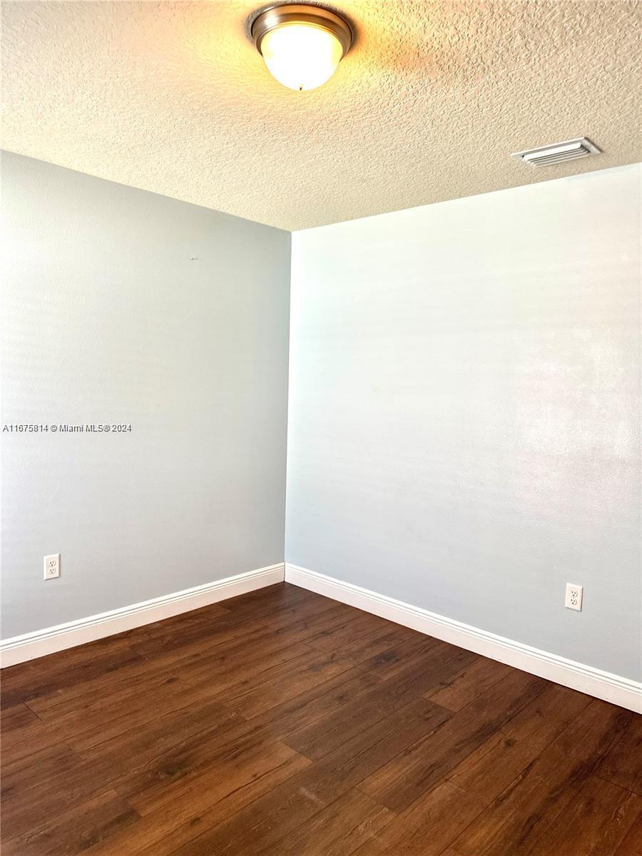 PORT ST LUCIE SECTION 43 - Residential Lease