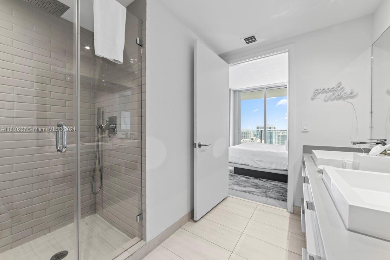 4010 SOUTH OCEAN CONDO - Residential