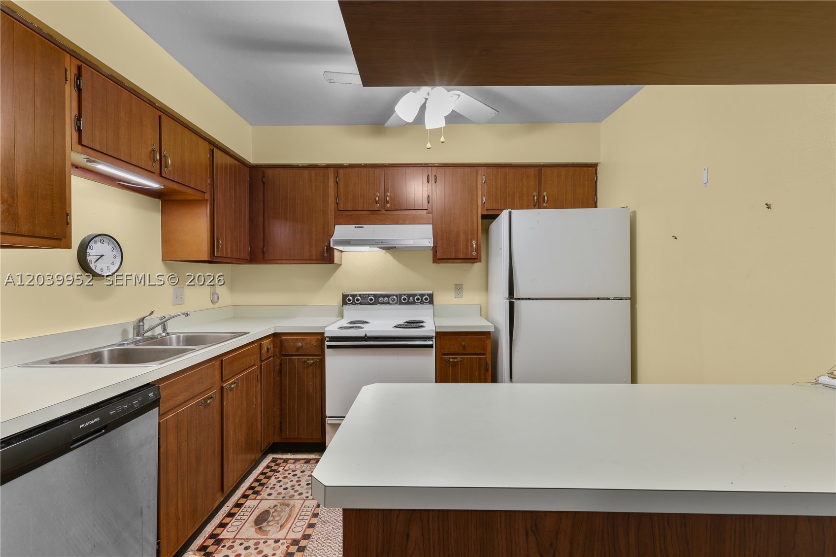 PRINCIPIA GARDEN VILLAS CO - Residential