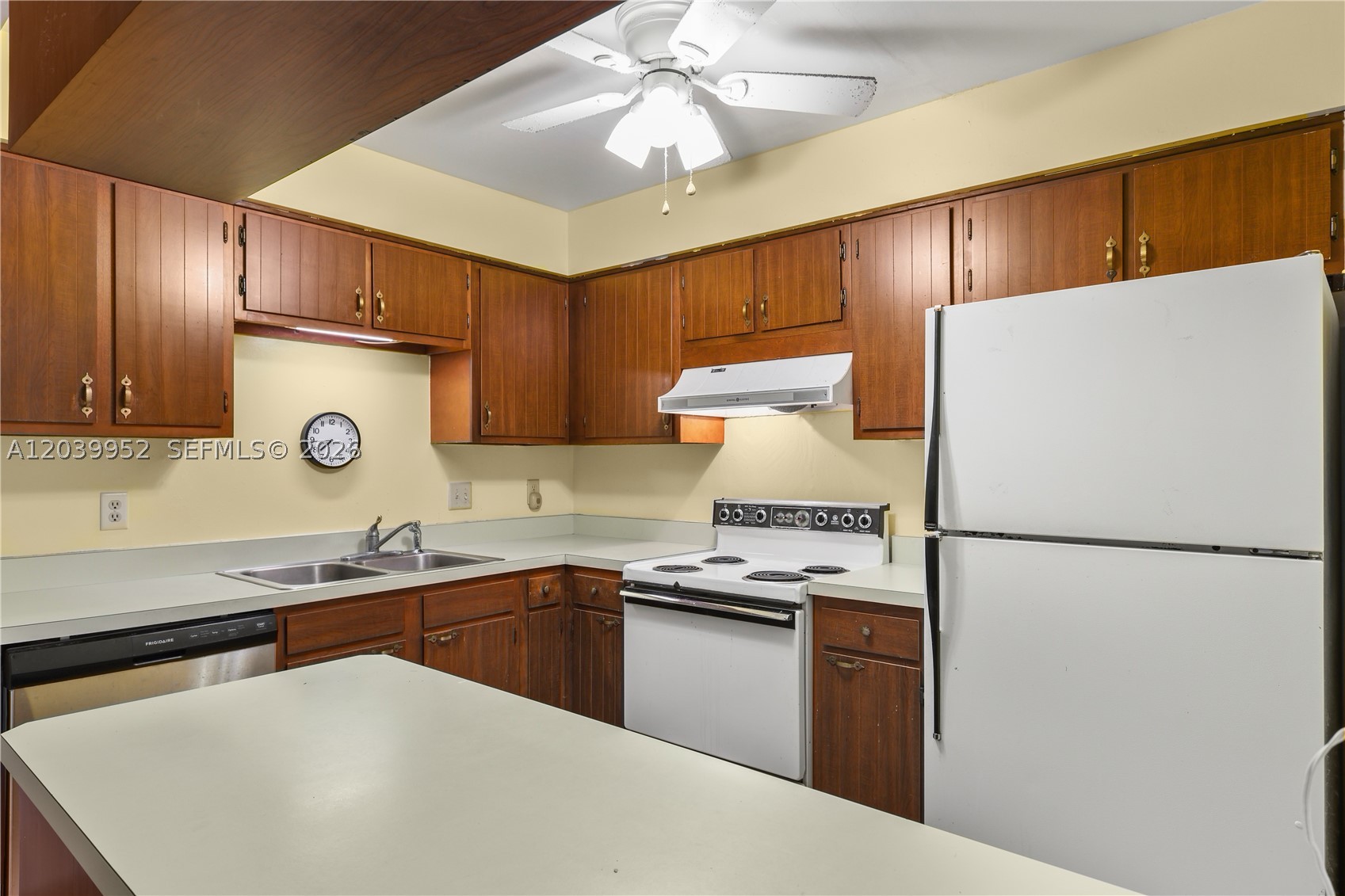 PRINCIPIA GARDEN VILLAS CO - Residential
