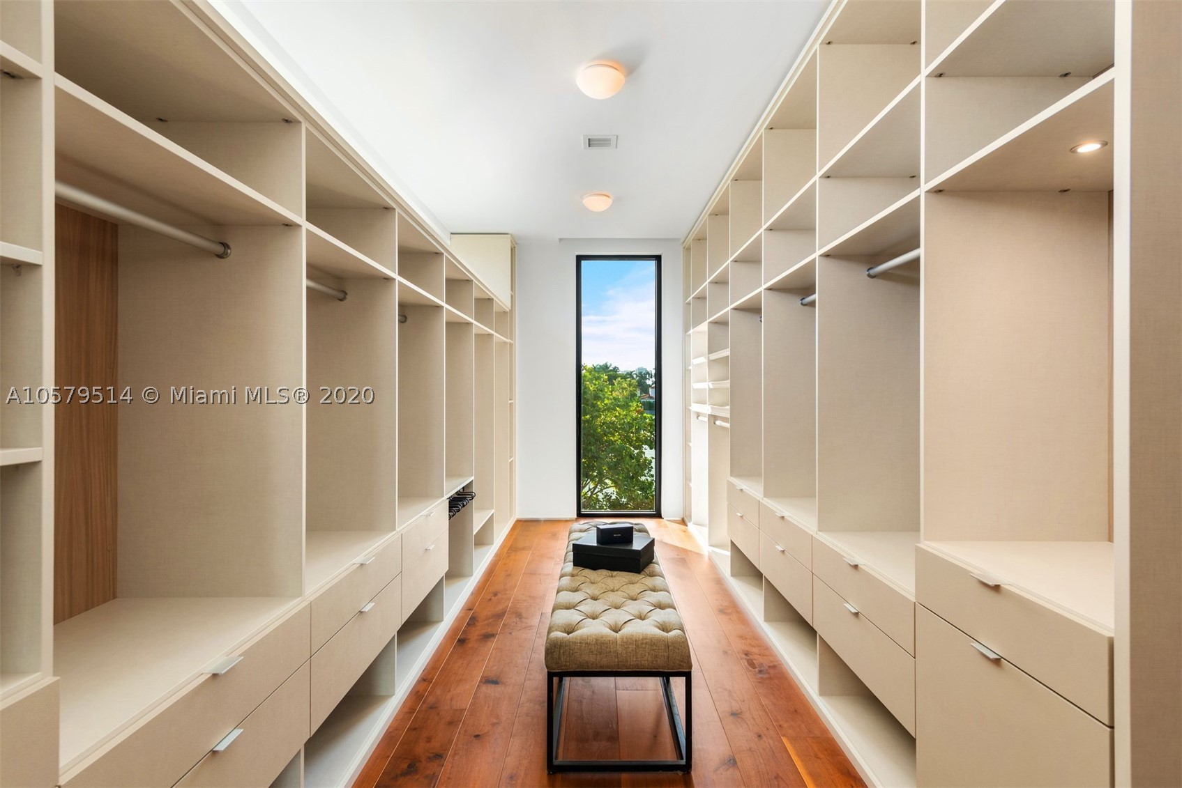 DI LIDO ISLAND - Residential