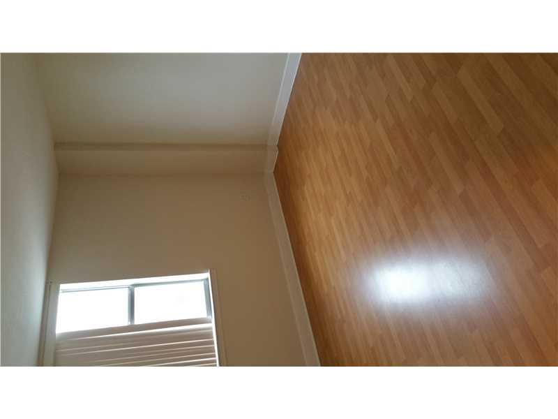 401 BLU OF NORTH BEACH CO - Residential Lease