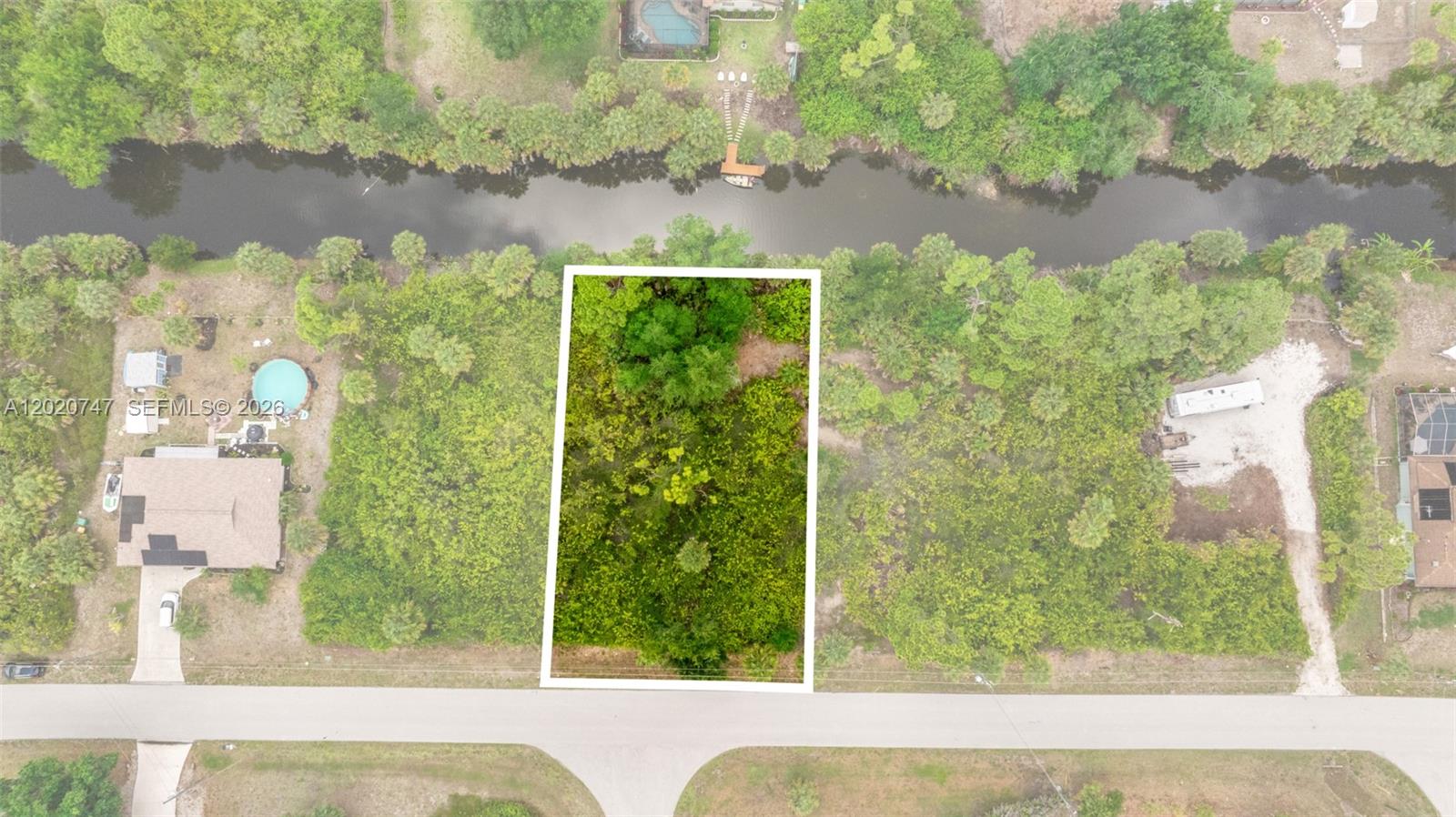 PORT CHARLOTTE SECTION 87 - Land