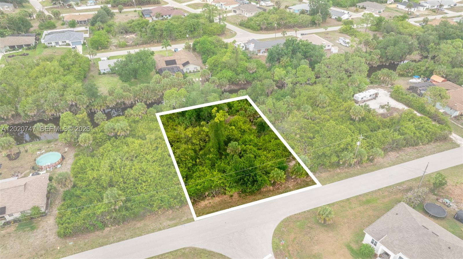 PORT CHARLOTTE SECTION 87 - Land