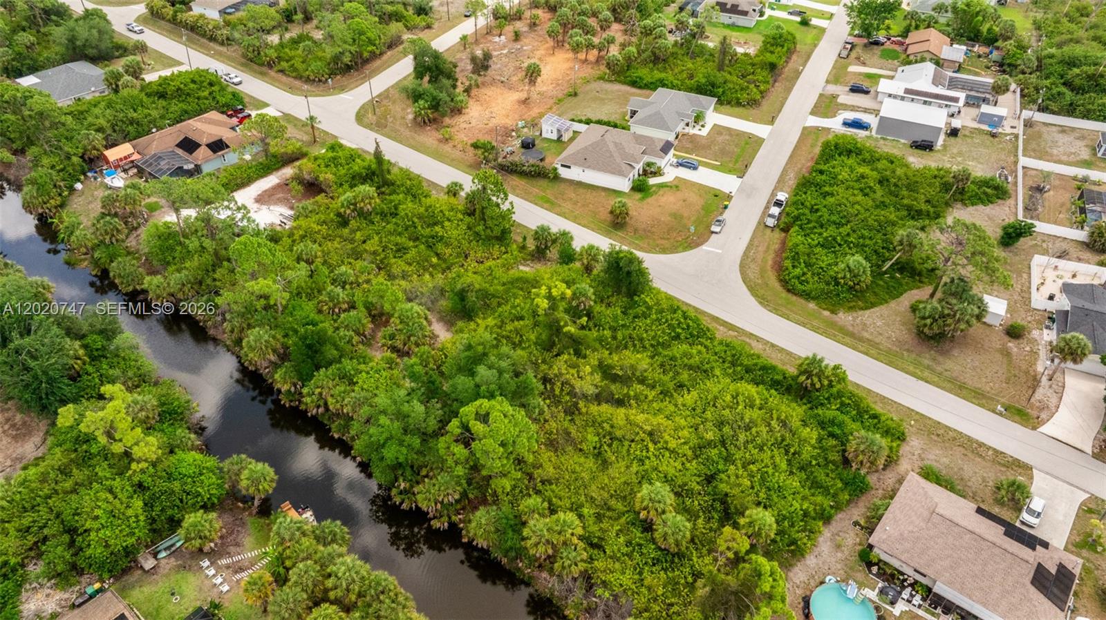 PORT CHARLOTTE SECTION 87 - Land