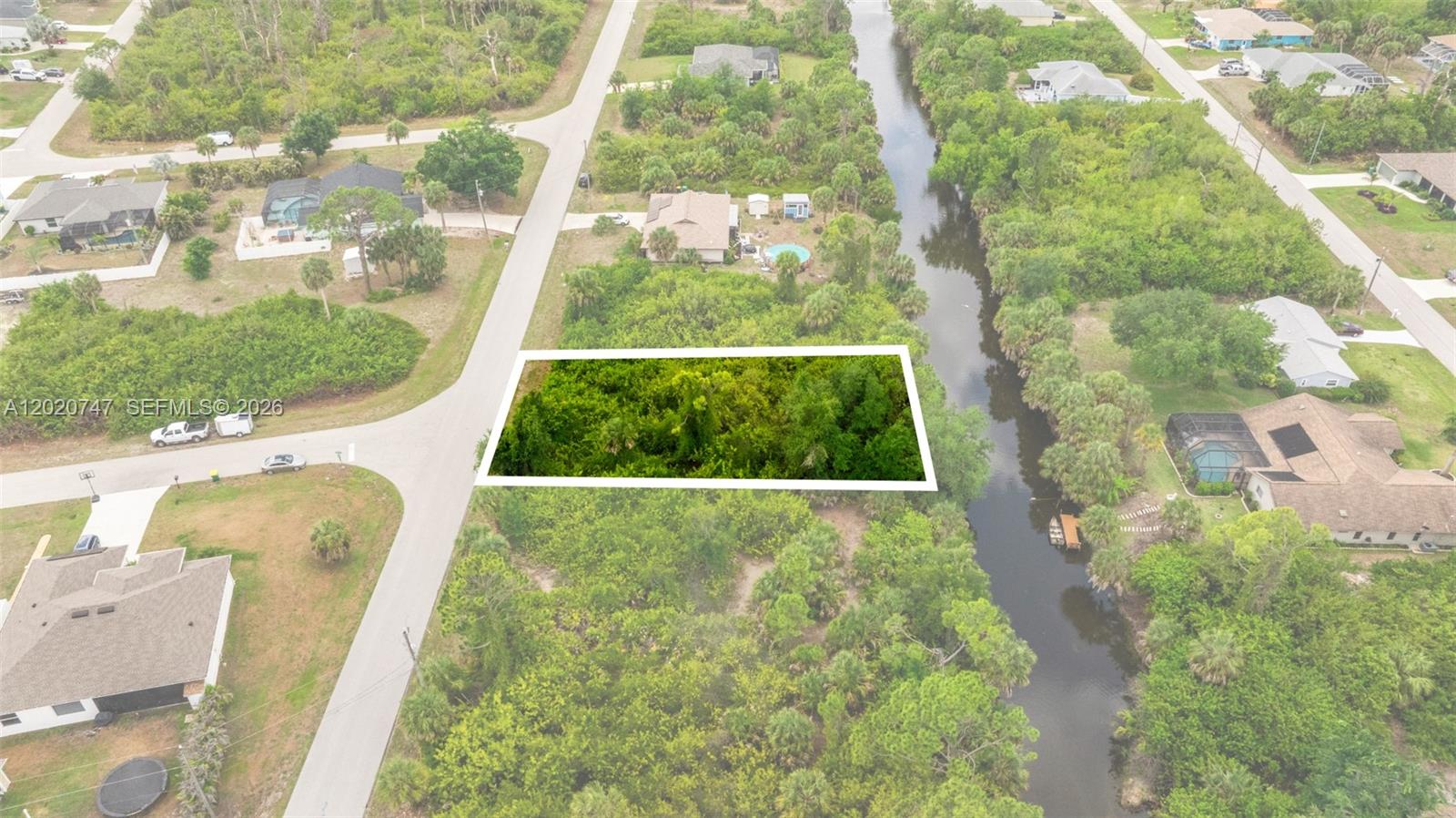PORT CHARLOTTE SECTION 87 - Land