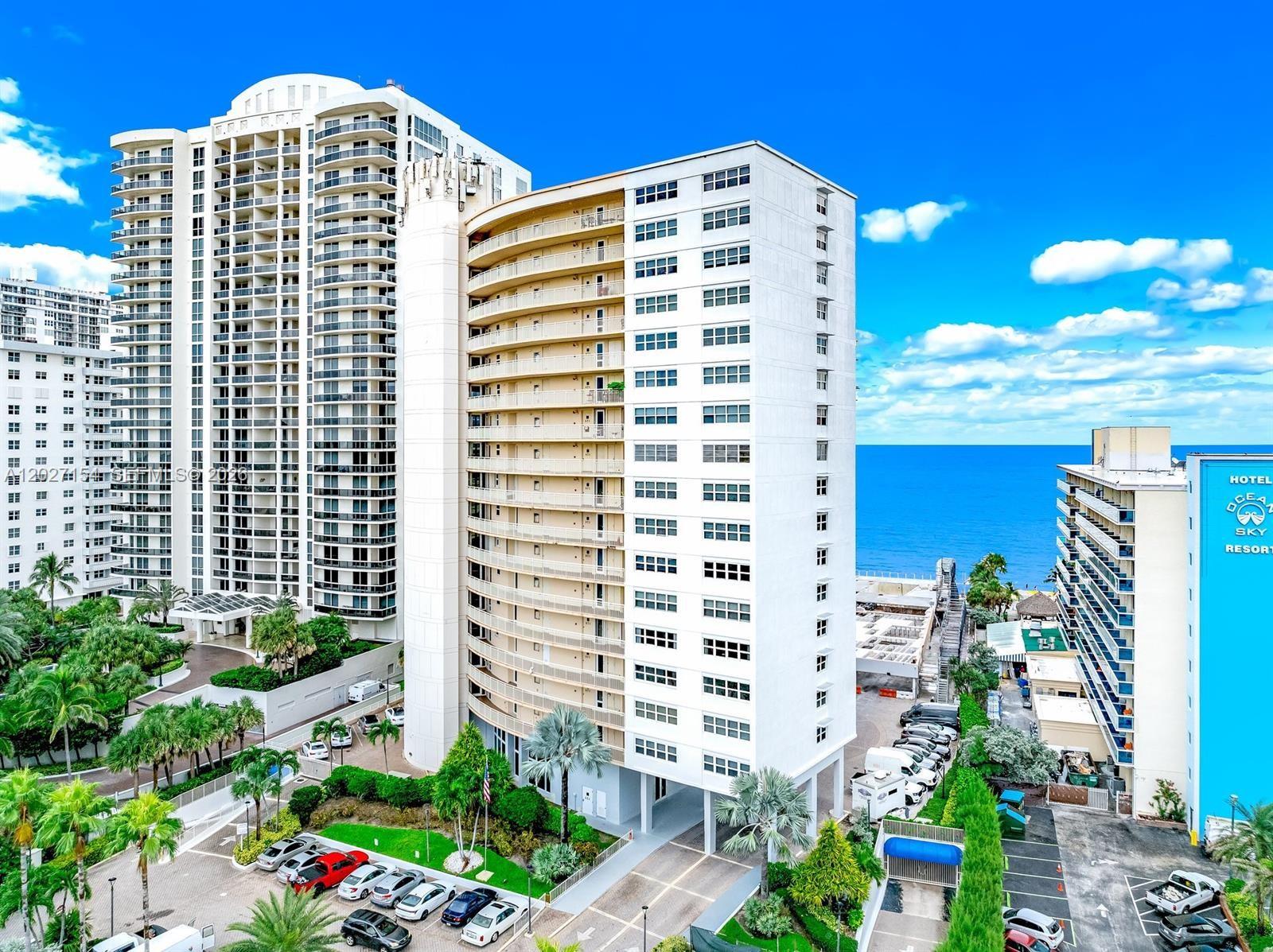 GALLEON CONDO - Residential