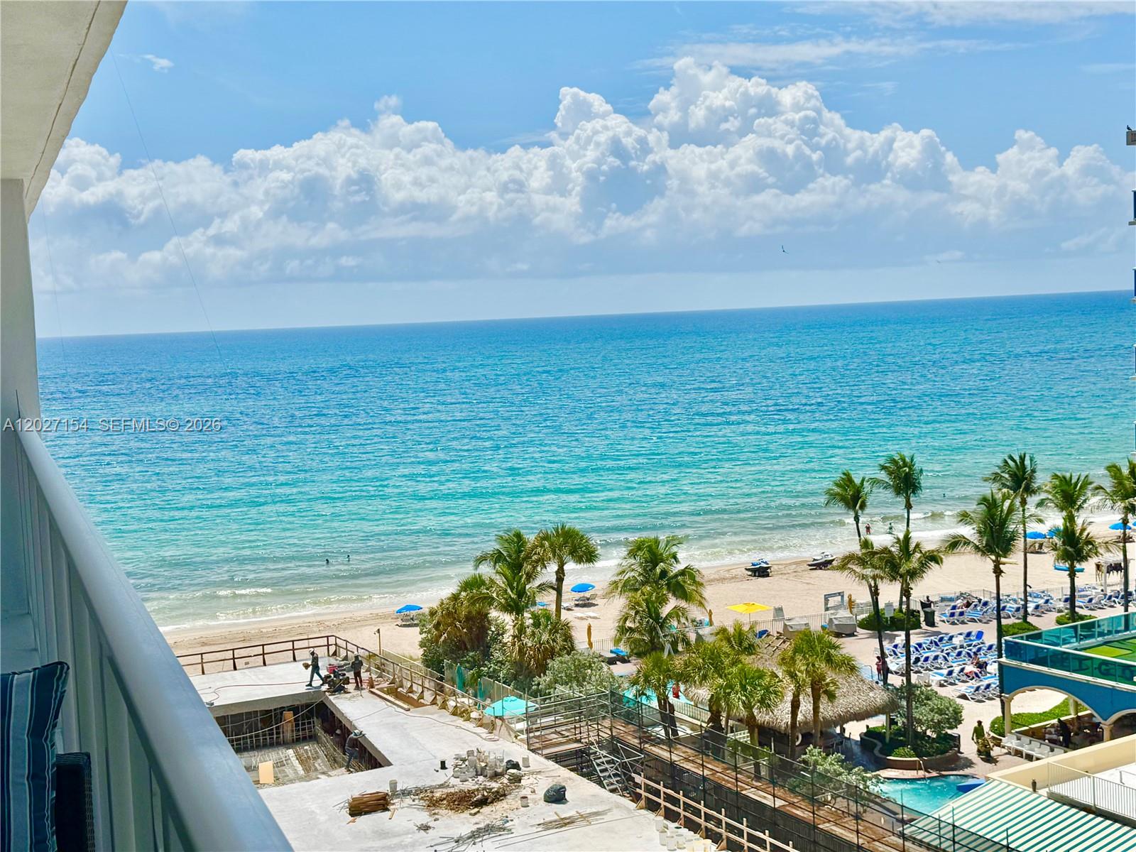 GALLEON CONDO - Residential