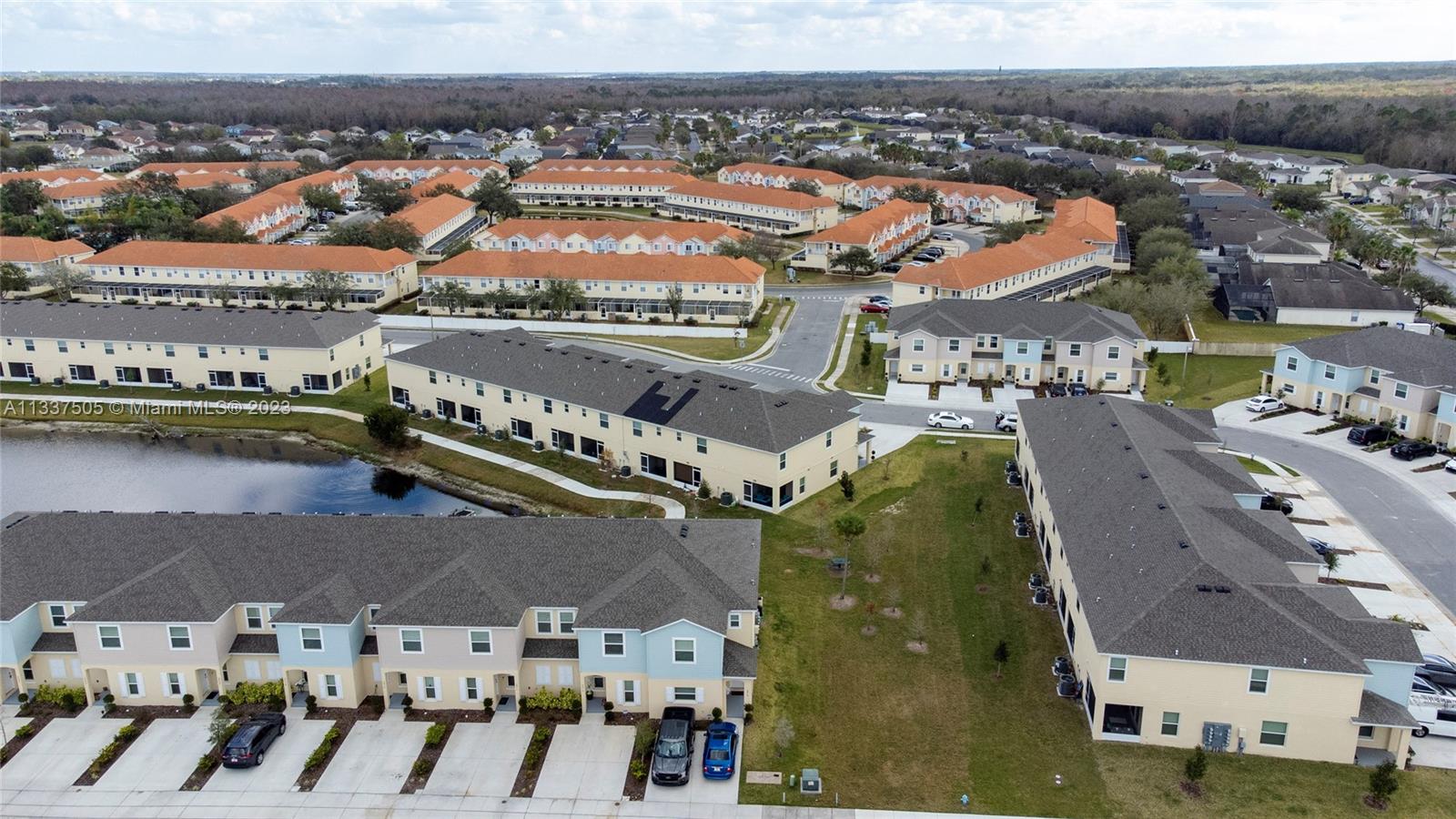FIESTA KEY - Residential